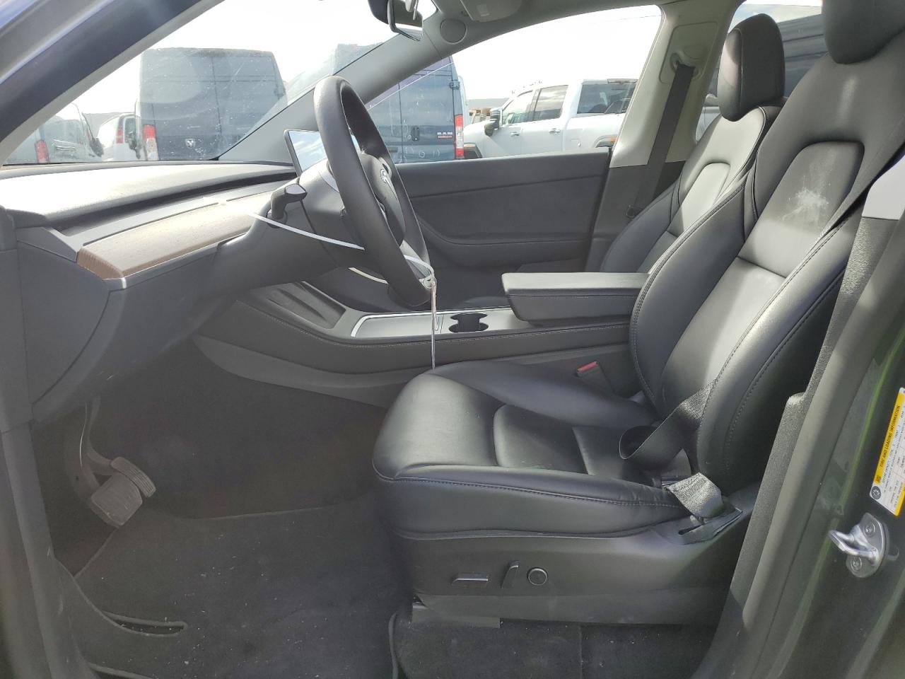 2022 TESLA MODEL Y  VIN:7SAYGDEE7NF461685