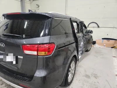 2016 Kia Carnival VIN: