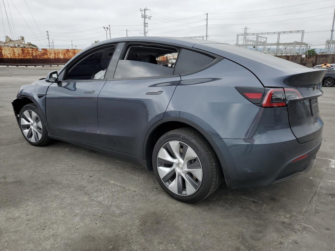 2023 TESLA MODEL Y  VIN:7SAYGDEE3PA045990