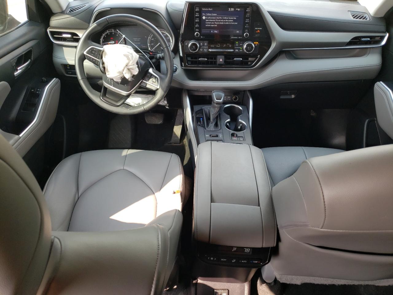 2022 TOYOTA HIGHLANDER XLE VIN:5TDGZRBH7NS227069