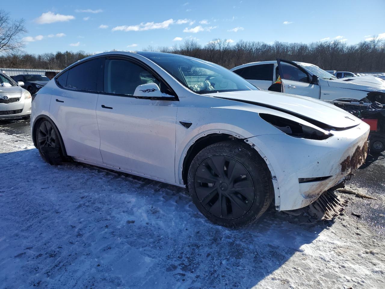 2024 TESLA MODEL Y  VIN:YV4A22PK4G1037054