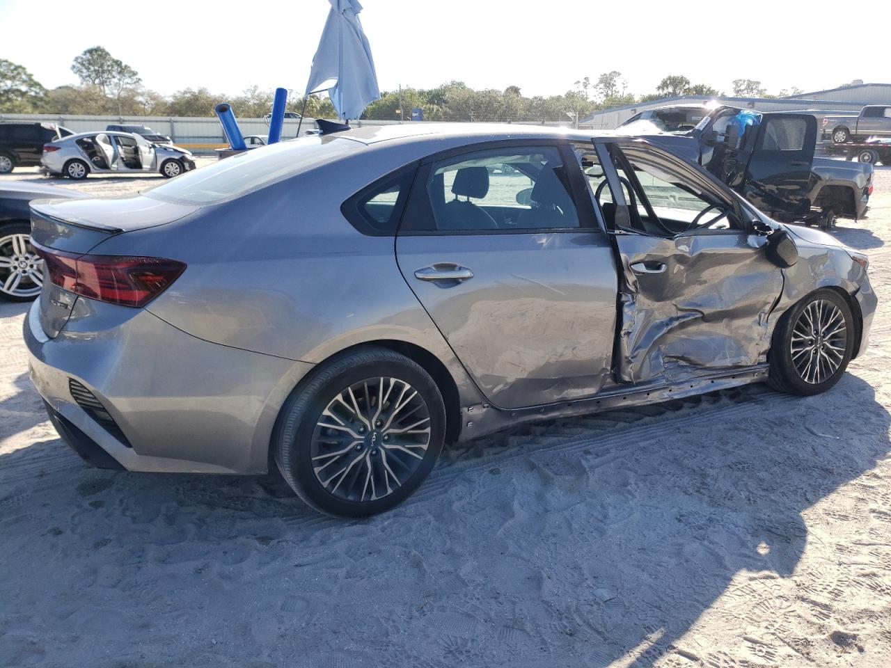 2023 KIA FORTE GT LINE VIN:3KPF54AD0PE625830