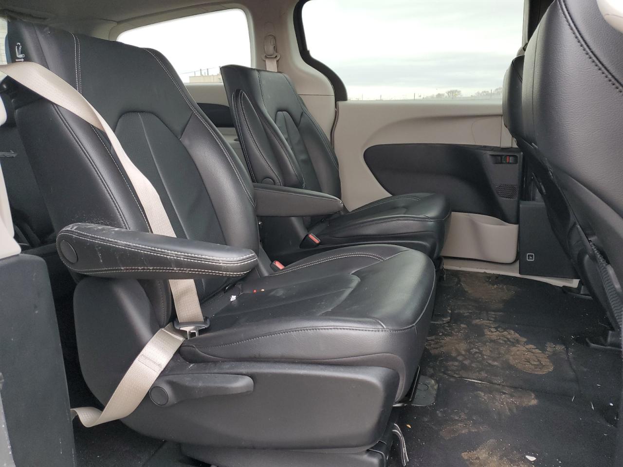2022 CHRYSLER PACIFICA HYBRID TOURING L VIN:2C4RC1L72NR207001