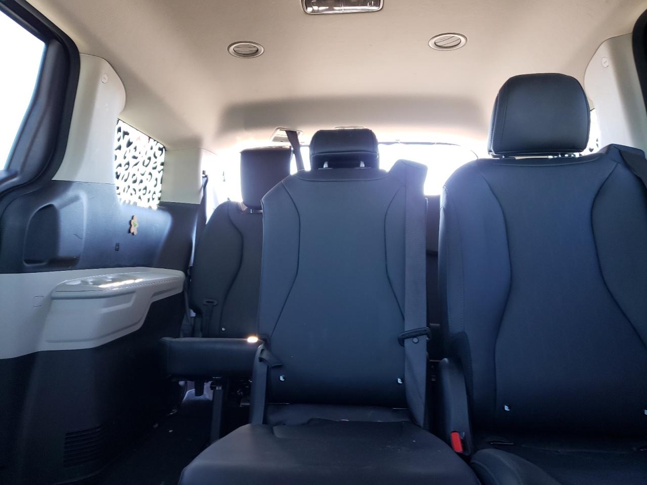 2023 KIA CARNIVAL LX VIN:KNDNB4H38P6191566