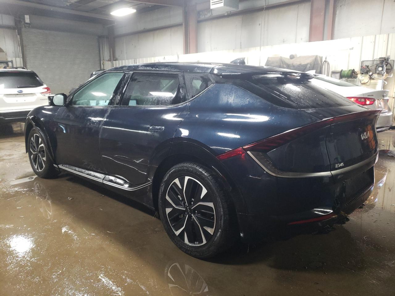 2024 KIA EV6 LIGHT VIN:KNDC34LA2R5183725