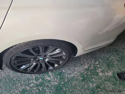 2016 BMW 750 WBA7F2103GG382367 VIN:WBA7F2103GG382367