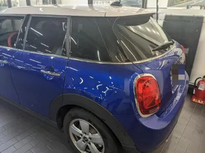 2020 MINI Cooper WMWXV7101L2N20284 VIN:WMWXV7101L2N20284