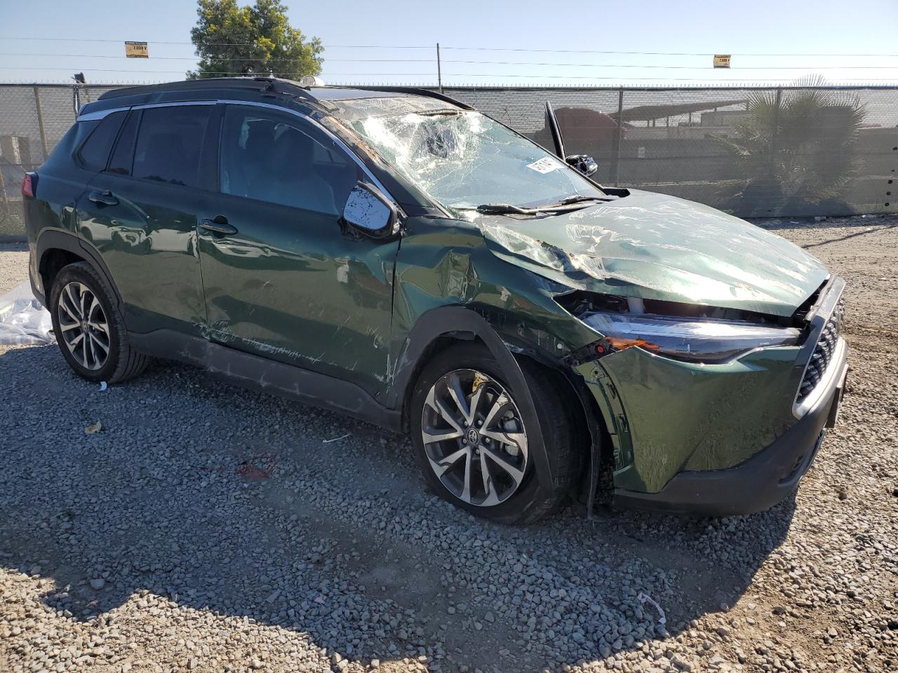 2023 TOYOTA COROLLA CROSS XLE VIN:7MUDAABG2PV047865