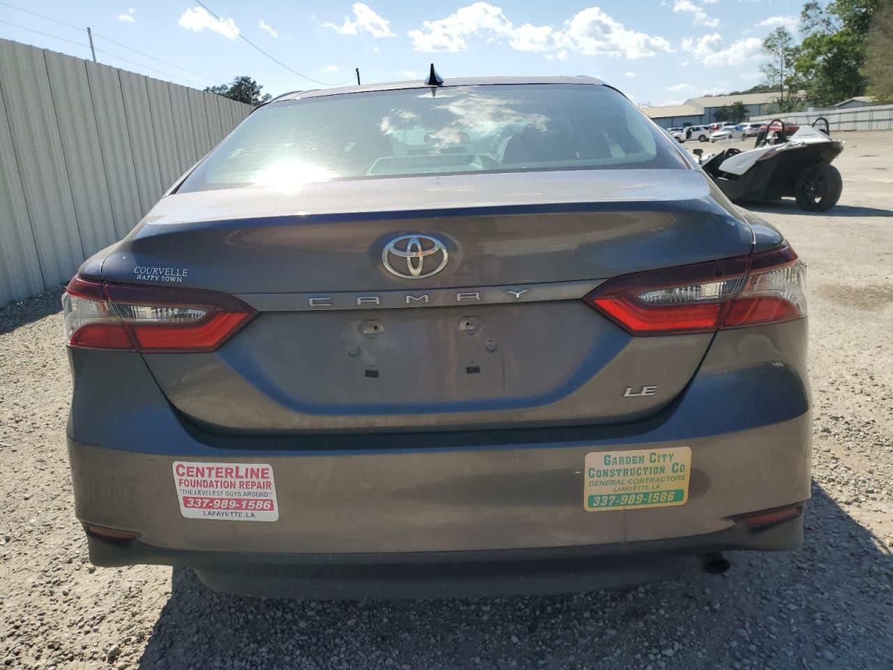 2022 TOYOTA CAMRY LE VIN:4T1C11AK7NU622381