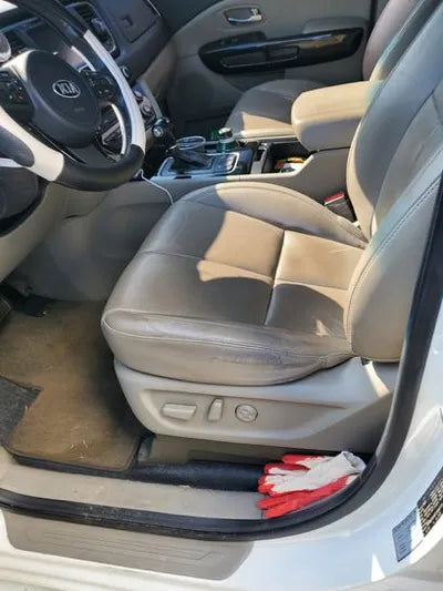 2015 Kia Carnival KNAME81ABFS066575 VIN:KNAME81ABFS066575