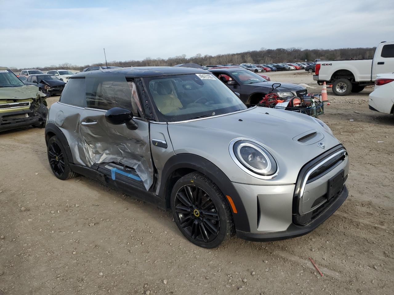 2024 MINI COOPER SE VIN:WMW13DJ09R2V40611
