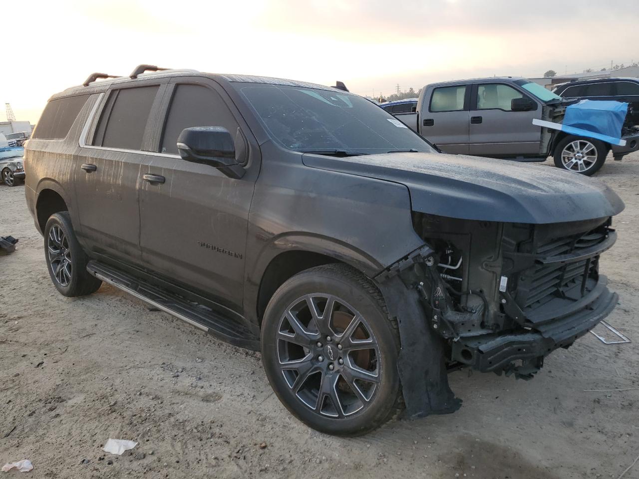 2023 CHEVROLET SUBURBAN C1500 LT VIN:1GNSCCKD1PR555635