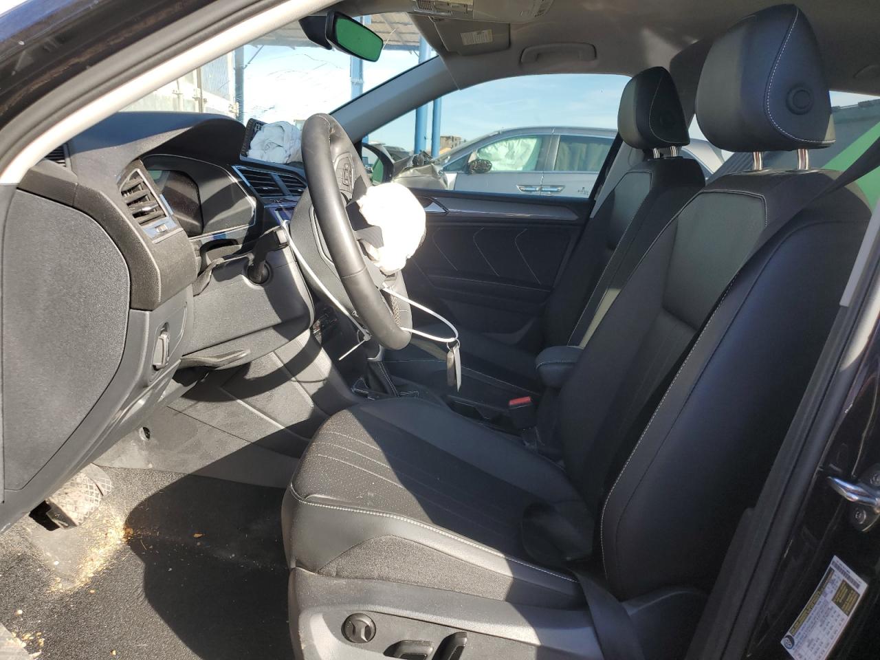 2023 VOLKSWAGEN TIGUAN SE VIN:3VV3B7AX5PM138251