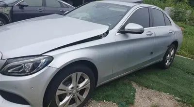2016 Mercedes-Benz C 220 VIN: