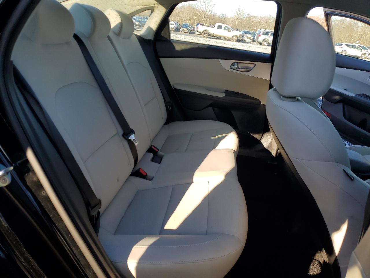 2023 KIA FORTE LX VIN:3KPF24AD4PE574583