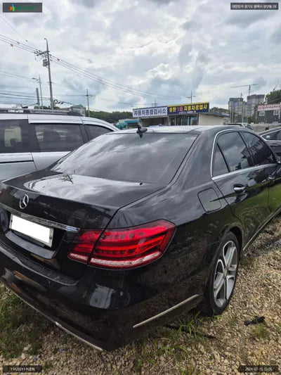 2016 Mercedes-Benz E 250 WDDHF9HB2GB299927 VIN:WDDHF9HB2GB299927