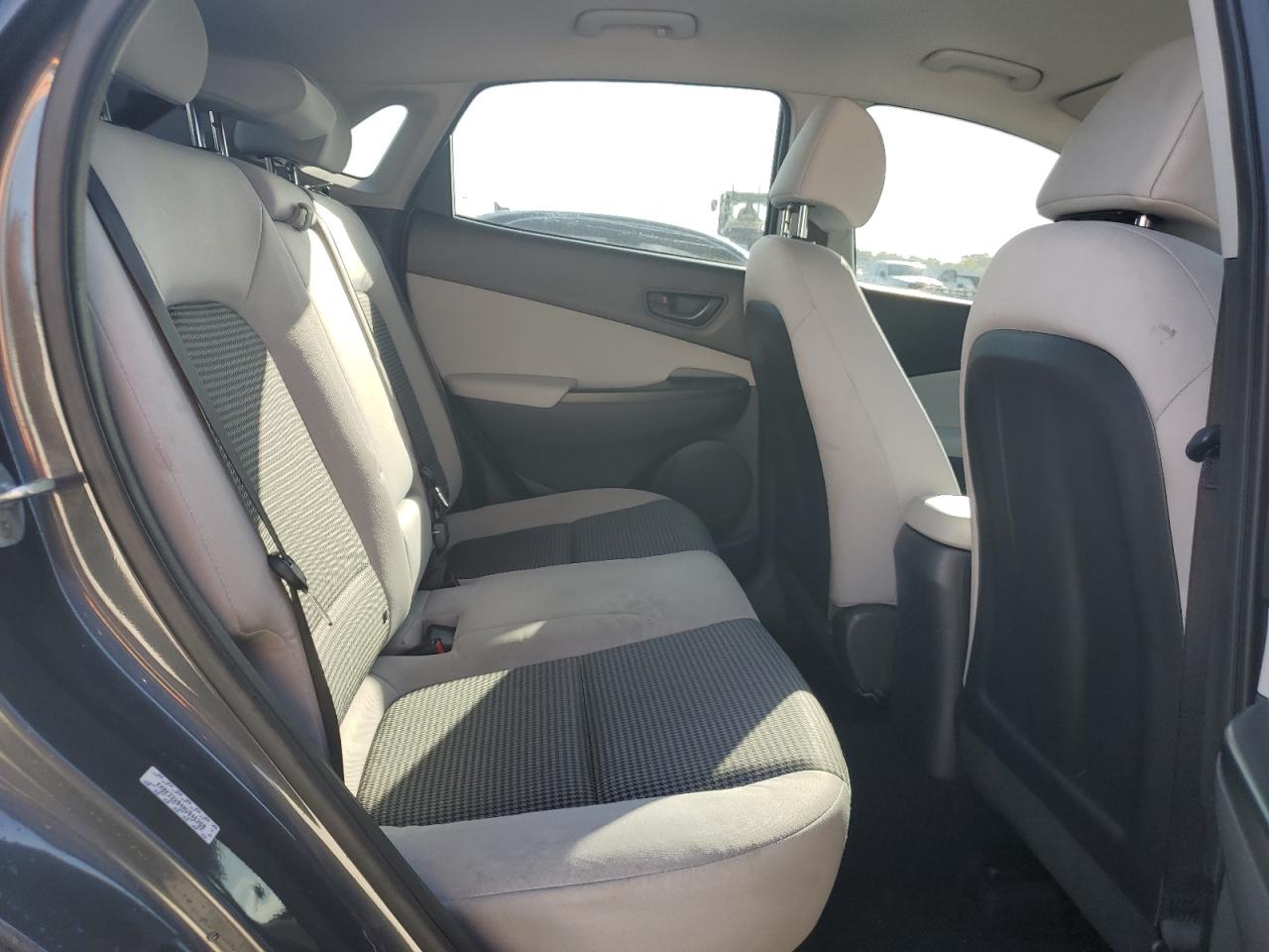 2022 HYUNDAI KONA SEL VIN:KM8K22AB4NU846268