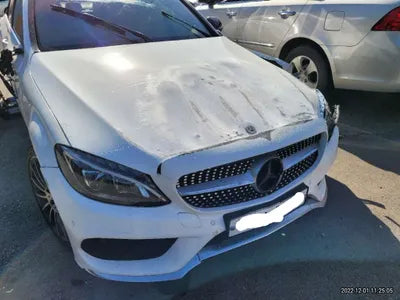 2015 Mercedes-Benz C 200 550KMWDDWF4CBXFF0 VIN:550KMWDDWF4CBXFF0