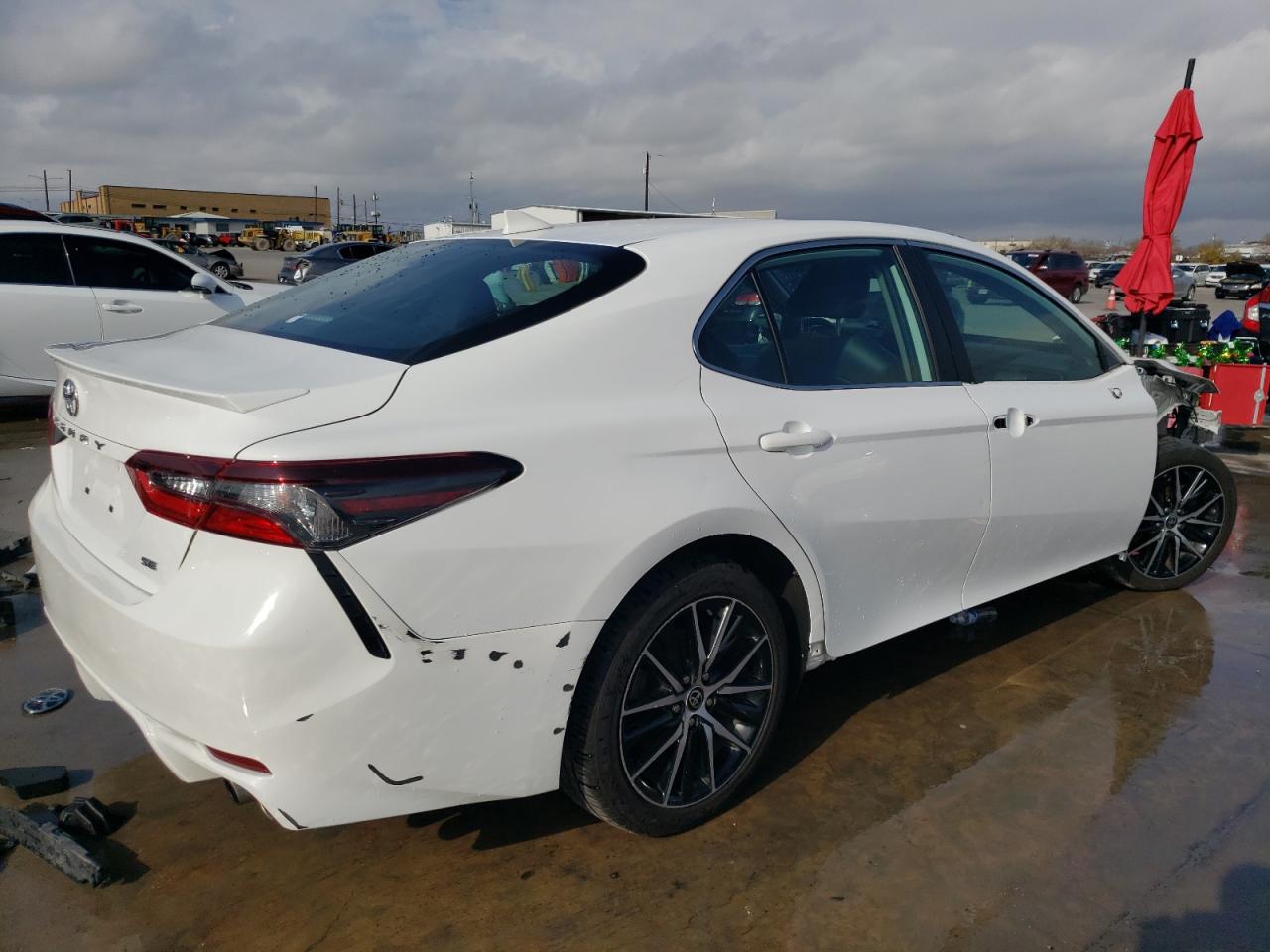 2022 TOYOTA CAMRY SE VIN:4T1G11AKXNU637362