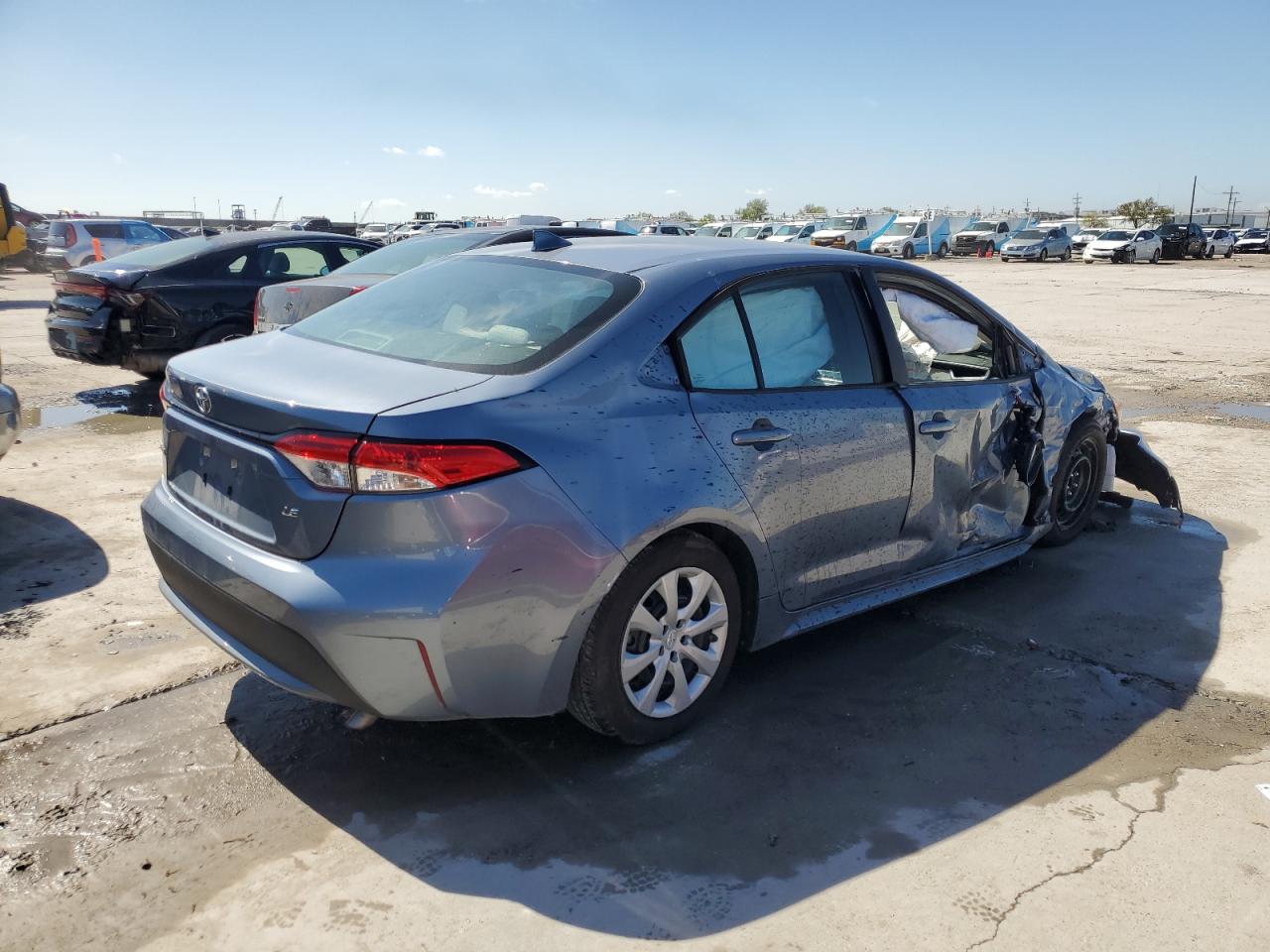 2022 TOYOTA COROLLA LE VIN:5YFEPMAE7NP383953