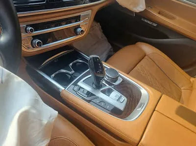 2017 BMW 750 WBA7F2106HG713721 VIN:WBA7F2106HG713721