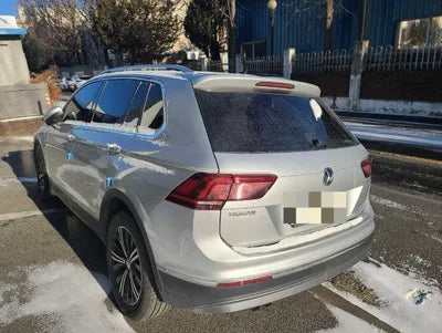 2018 Volkswagen Tiguan VIN: