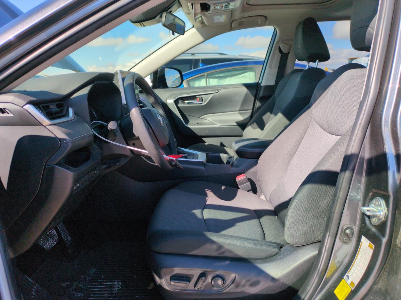 2023 TOYOTA RAV4 XLE VIN:JTMRWRFVXPD202649