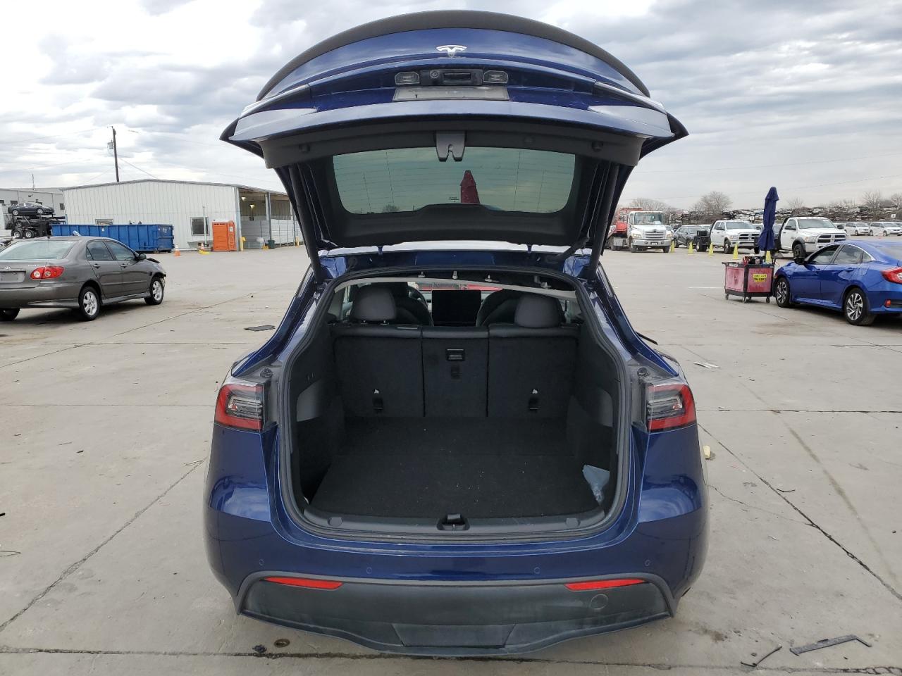 2022 TESLA MODEL Y  VIN:7SAYGDEFXNF531771