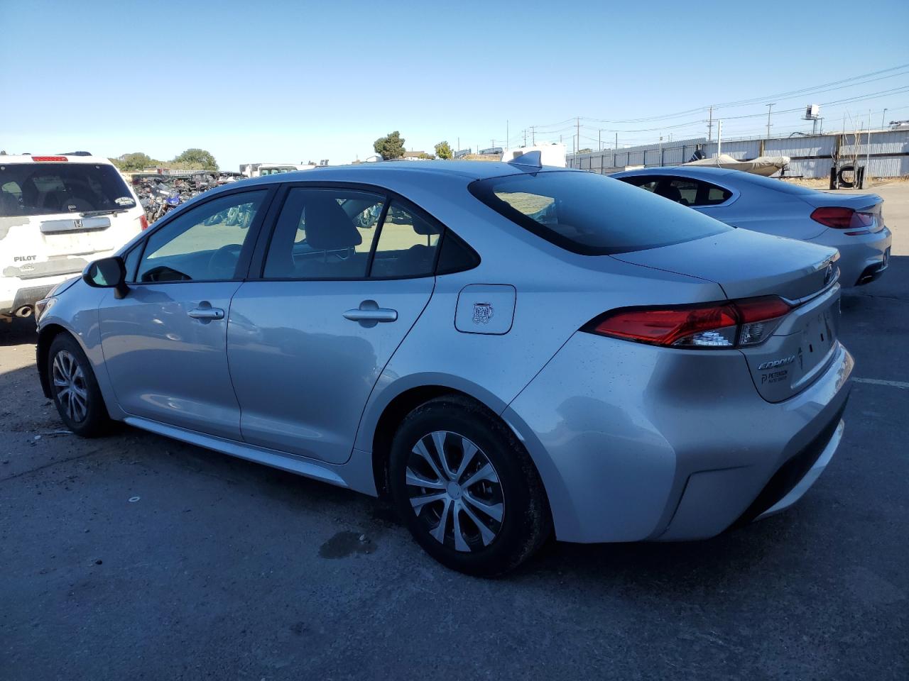 2022 TOYOTA COROLLA LE VIN:JTDEAMDE1NJ040072