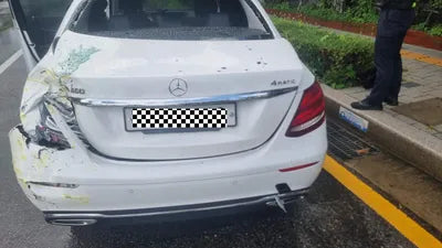 2019 Mercedes-Benz E 300 WDDZF4KB9KA610882 VIN:WDDZF4KB9KA610882