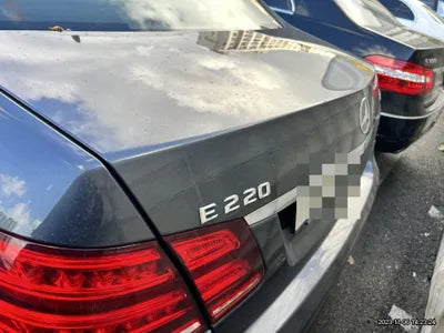 2015 Mercedes-Benz E 220 VIN: