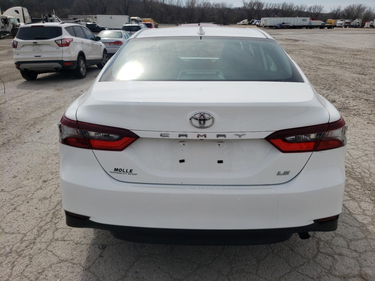 2022 TOYOTA CAMRY LE VIN:4T1C11AK5NU047715