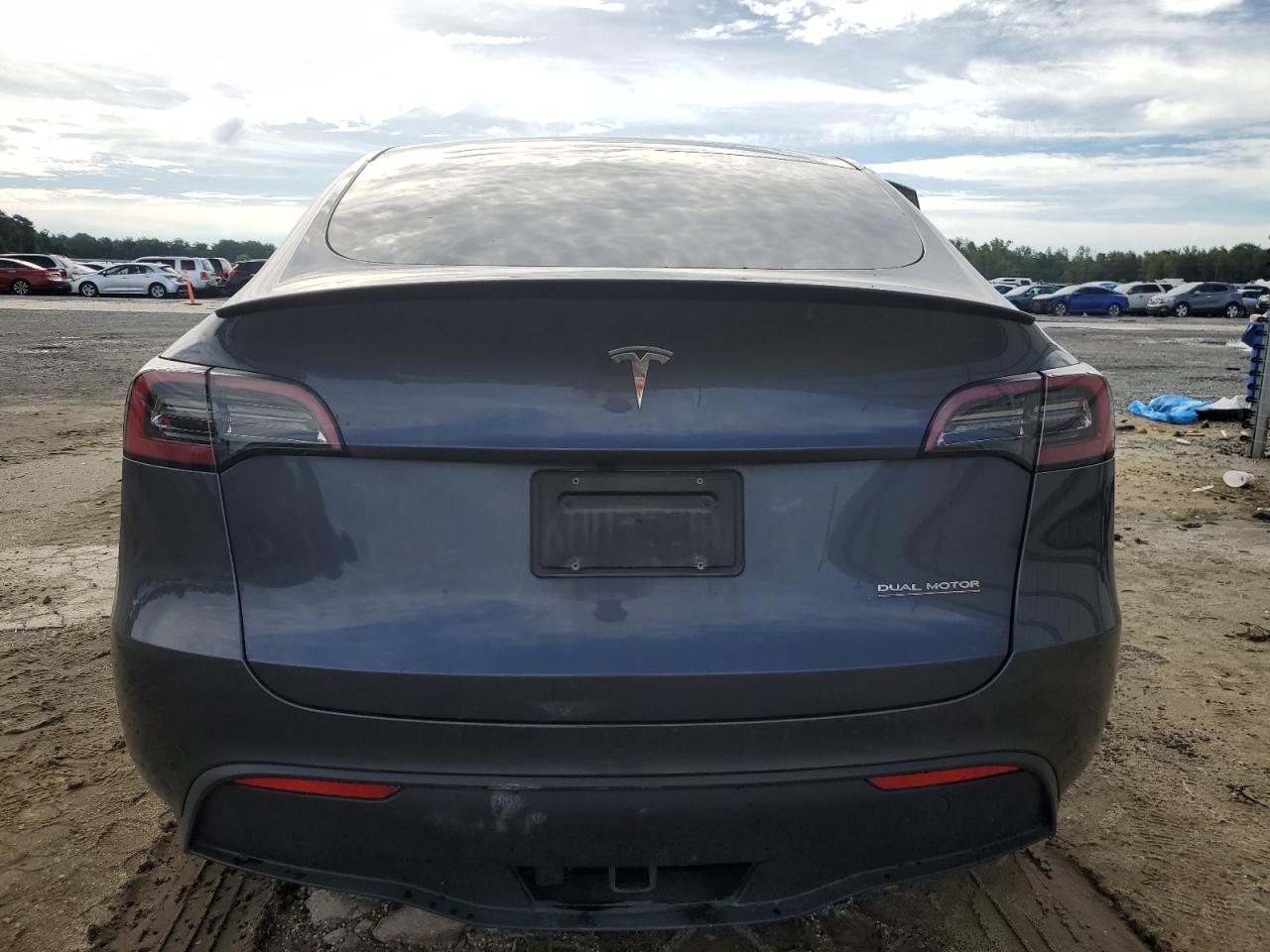 2023 TESLA MODEL Y  VIN:7SAYGDEF8PF762932