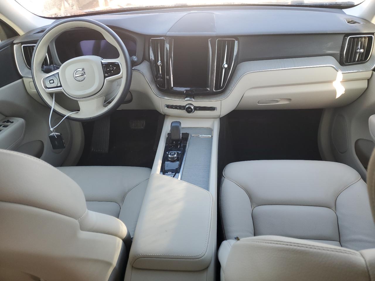 2024 VOLVO XC60 PLUS VIN:YV4H60DL1R1781914