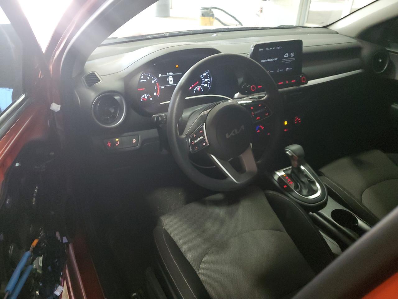 2024 KIA FORTE LX VIN:3KPF24ADXRE730287