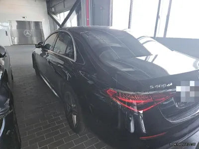2022 Mercedes-Benz S 400 VIN: