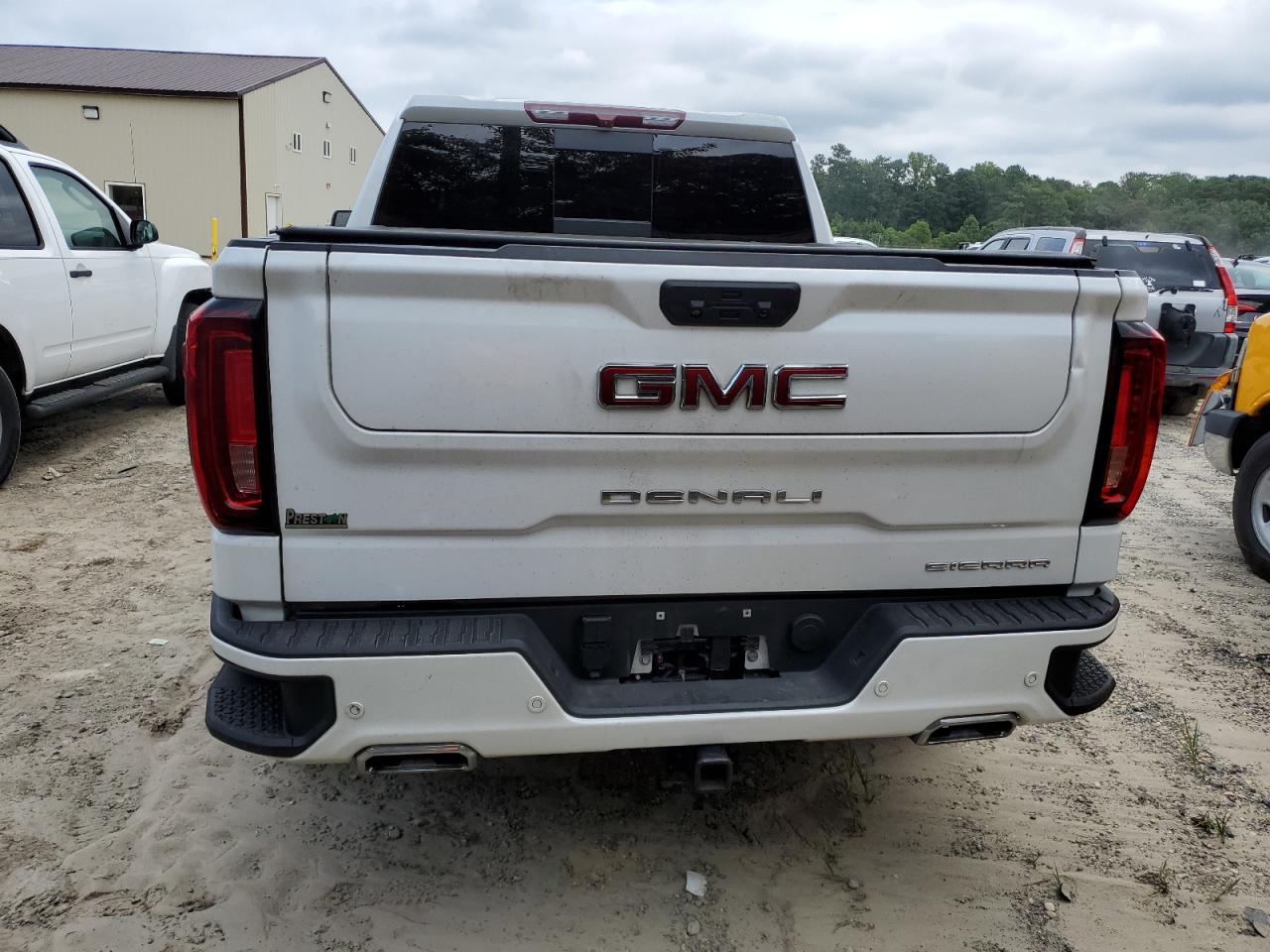 2022 GMC SIERRA K1500 DENALI VIN:3GTUUGED5NG665425