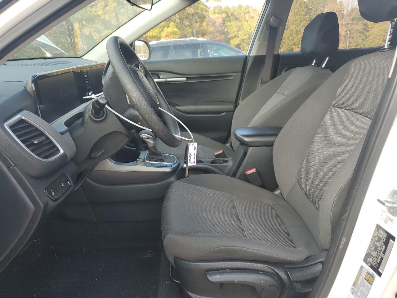 2024 KIA SELTOS LX VIN:KNDEPCAA5R7472824