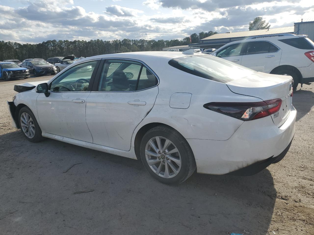 2022 TOYOTA CAMRY LE VIN:4T1C11AK9NU639537