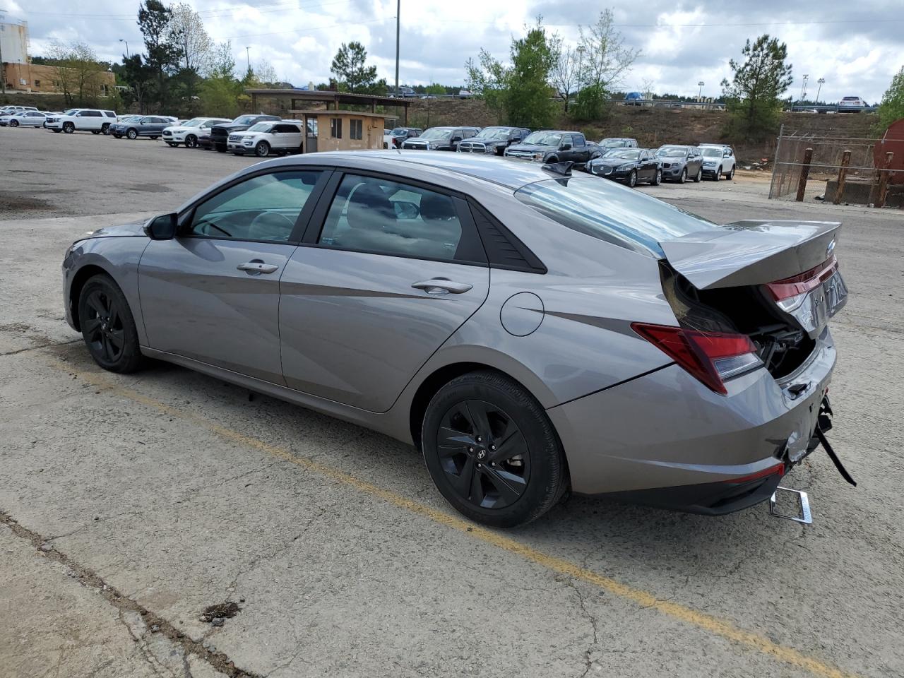 2022 HYUNDAI ELANTRA SEL VIN:KMHLM4AG2NU338578