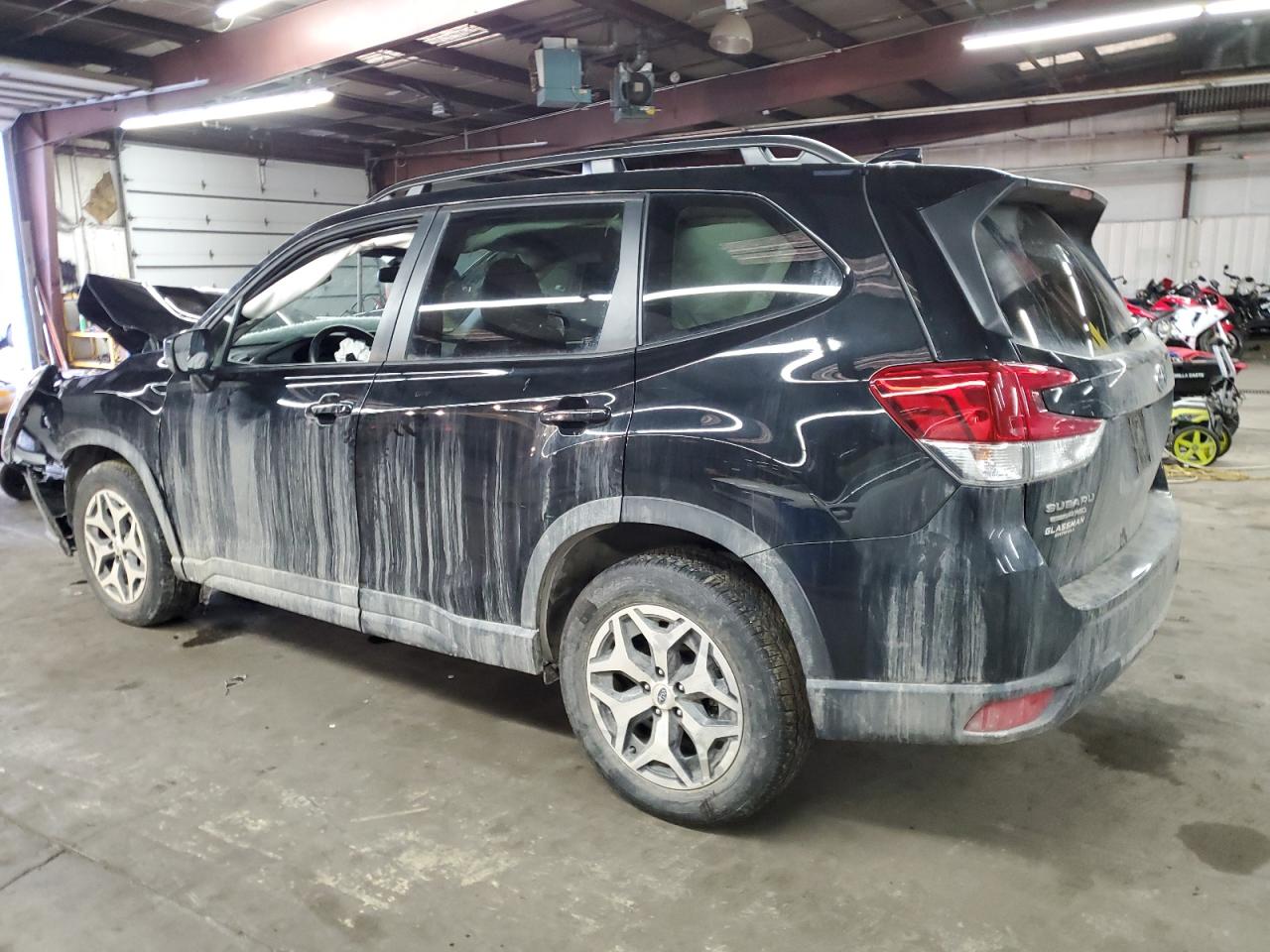 2024 SUBARU FORESTER PREMIUM VIN:JF2SKADC6RH511113