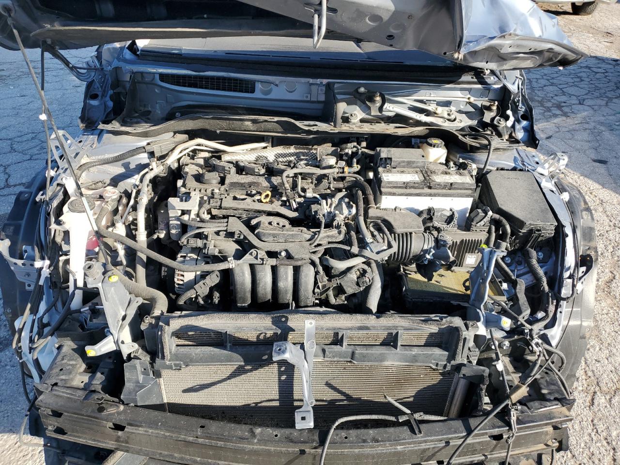 2022 TOYOTA COROLLA CROSS XLE VIN:7MUDAABG4NV039585