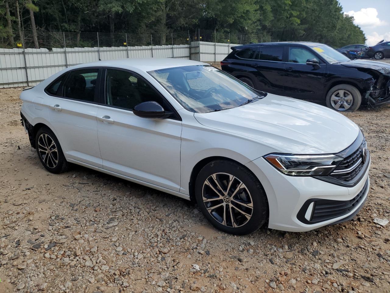 2022 VOLKSWAGEN JETTA SPORT VIN:3VWBM7BUXNM002328