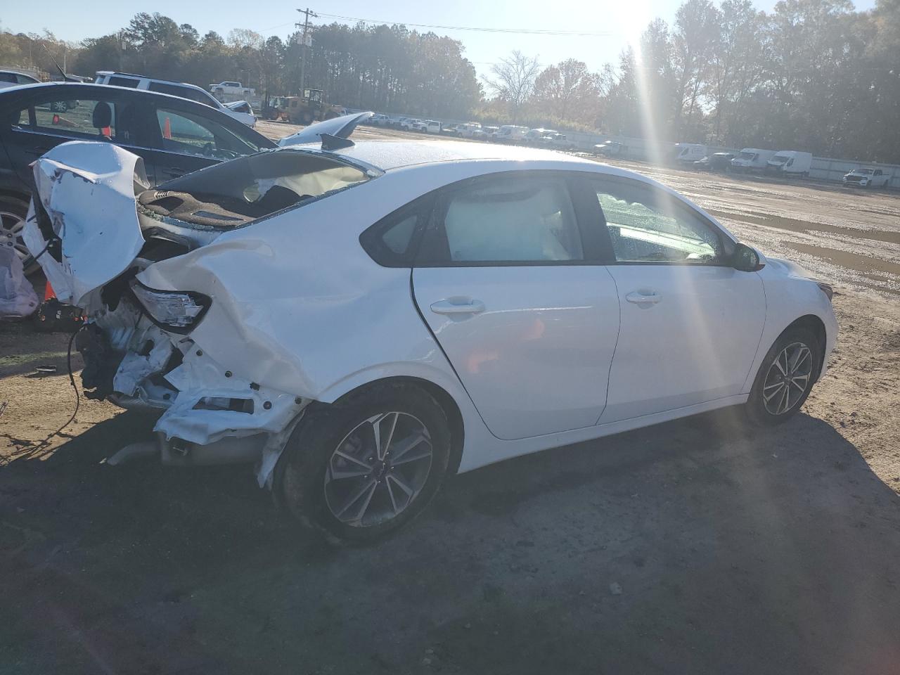 2023 KIA FORTE LX VIN:3KPF24AD0PE589209