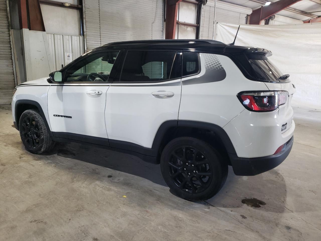 2023 JEEP COMPASS LATITUDE VIN:3C4NJDBN1PT557631