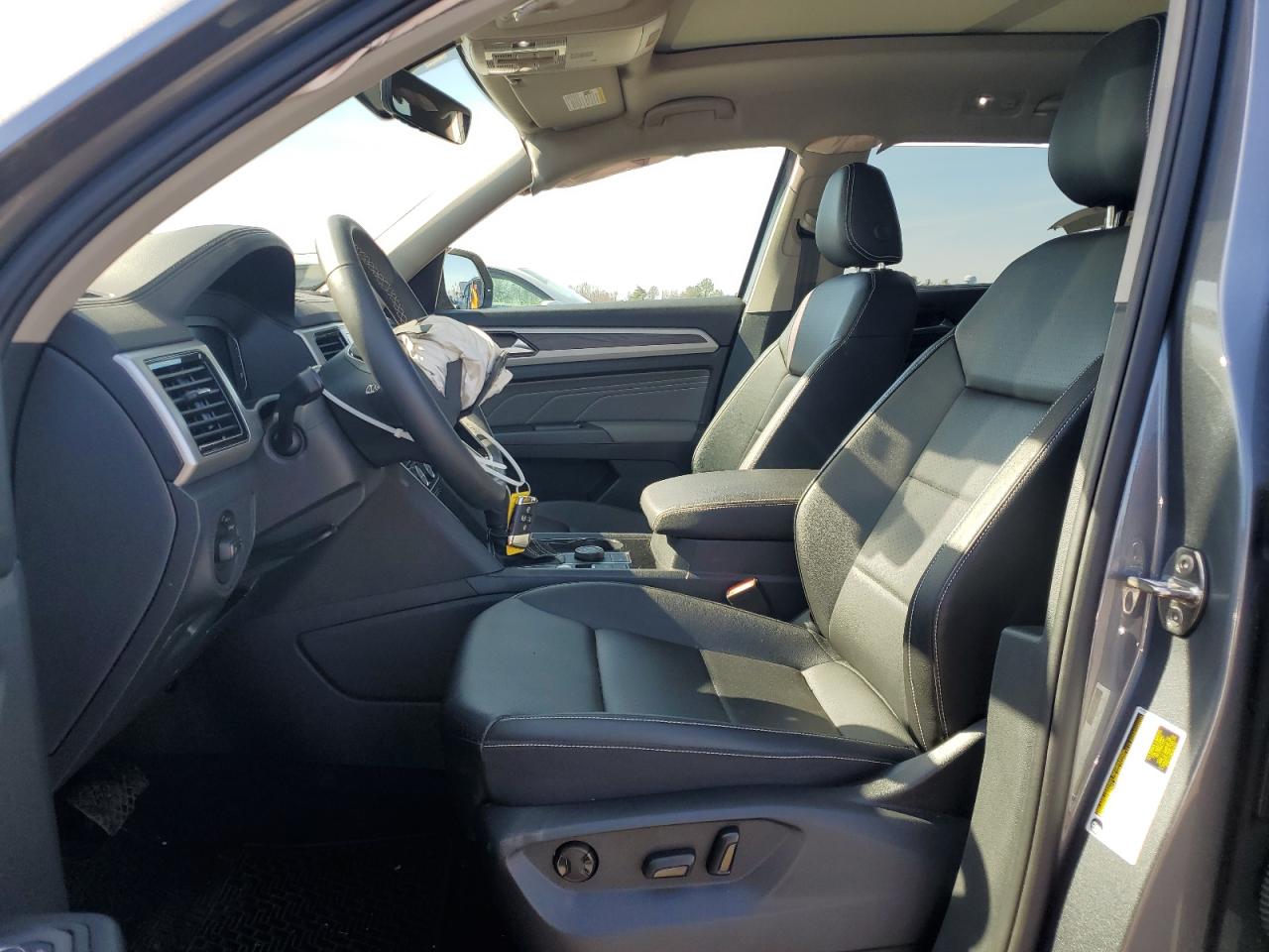 2023 VOLKSWAGEN ATLAS SE VIN:1V2KR2CA6PC556724