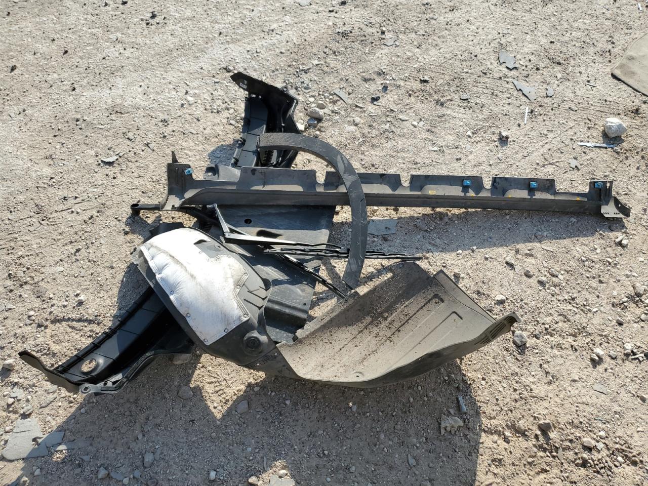 2024 HYUNDAI VENUE SEL VIN:KMHRC8A37RU299543