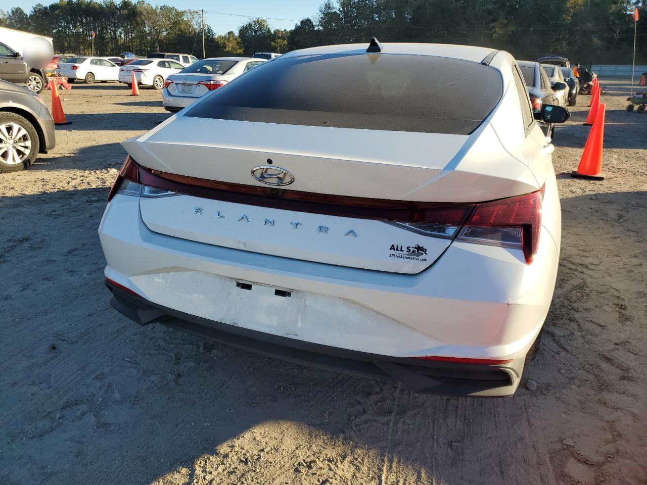 2022 HYUNDAI ELANTRA SEL VIN:5NPLM4AG6NH070262