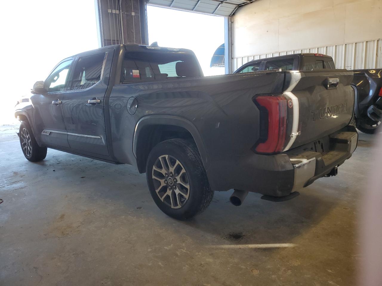 2023 TOYOTA TUNDRA CREWMAX PLATINUM VIN:5TFMA5EC2PX016099