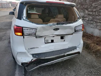 2015 Kia Carnival KNAME81ABFS063007 VIN:KNAME81ABFS063007
